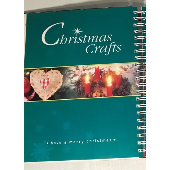 The Ultimate Christmas Hardcover Book 240 Make Bake & Decorate Readers Digest - Picture 5 of 11